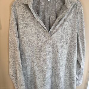 Chico’s Gray Snake Print Women's No Wrinkle Button Down Shirt